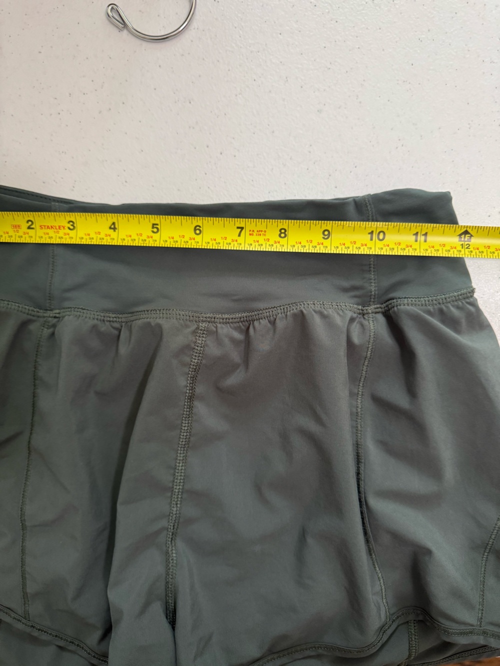 Lululemon Lean In Shorts - Picture 7 of 7